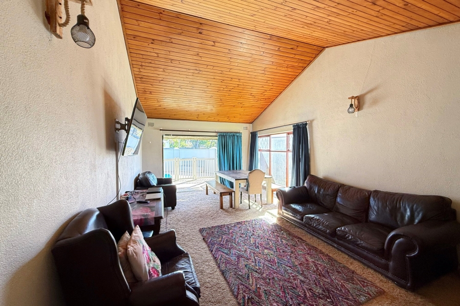 4 Bedroom Property for Sale in Monte Vista Western Cape